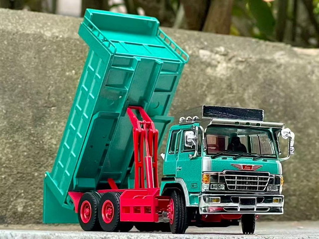 予約 DBGT 1/64 スーパードルフィン ダンプ トラック Super Dolphin