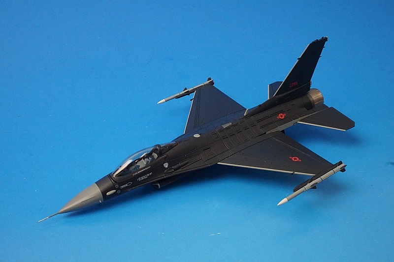 1/72 F-16C ファイティング ファルコン アメリカ空軍 第18仮想敵飛行隊