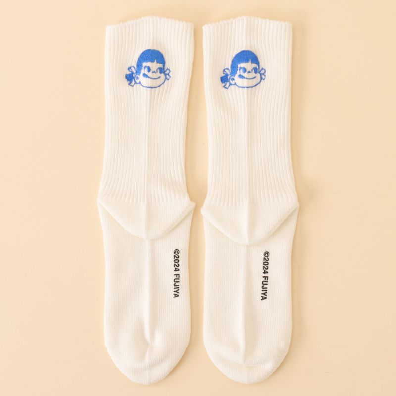 ペコちゃん刺繍ソックス（ホワイト）の通販｜不二家「ファミリータウン」