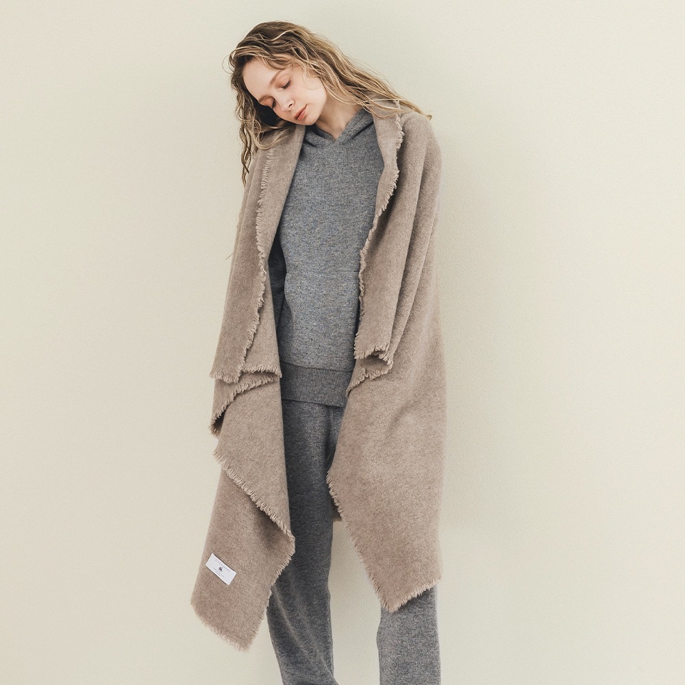 カシミヤ100％ 手仕上げハーフブランケット | Item,Blanket | FUKAKINET