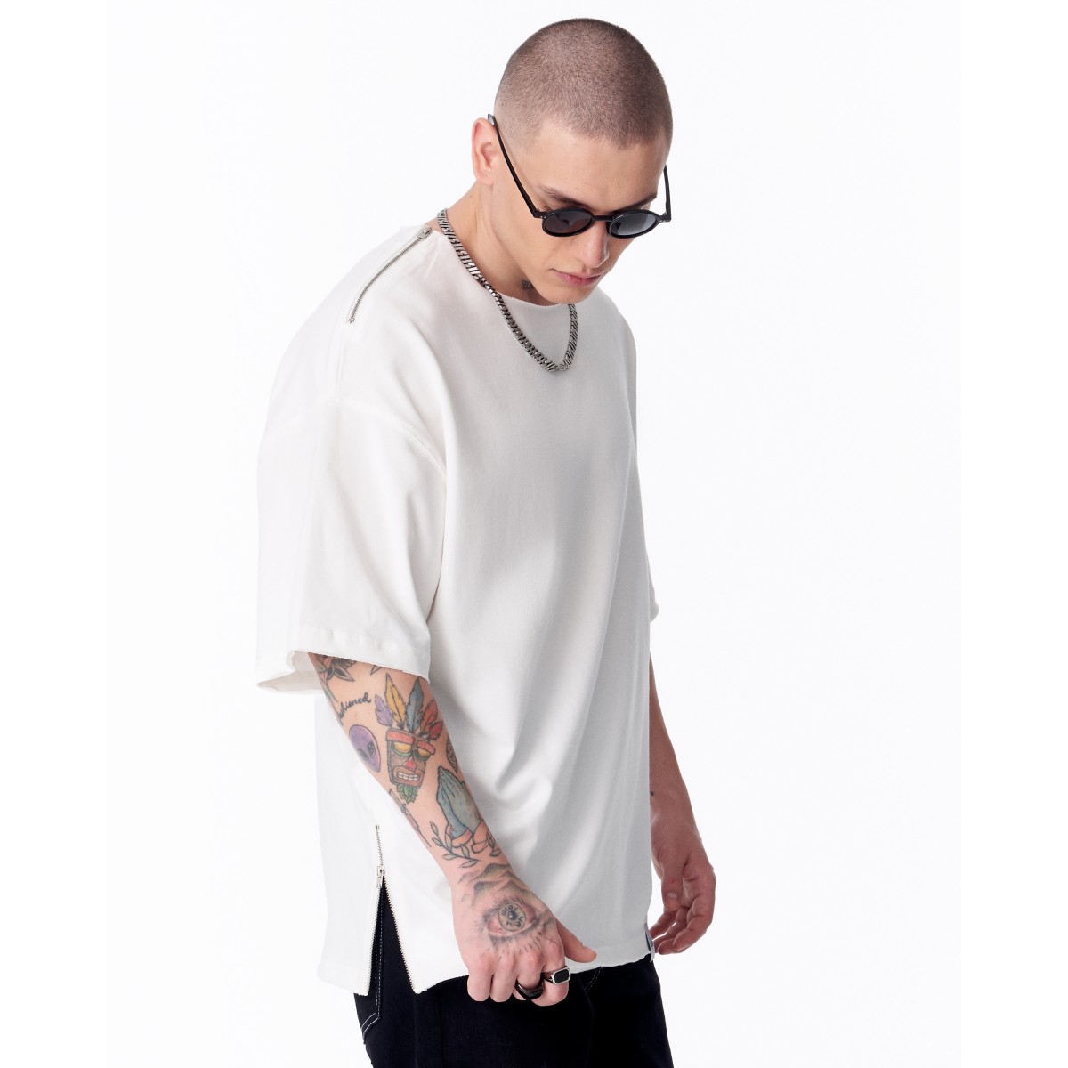 Zipper Angle Oversized White T-Shirt - Martin Valen