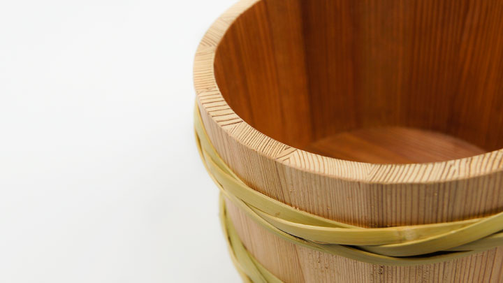 桶職人の手作り木桶｜越前有機味噌蔵 マルカワみそ