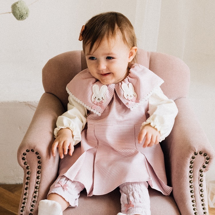 会員ランク別セール対象】ねこ・うさぎ衿付き千鳥格子柄ロンパース