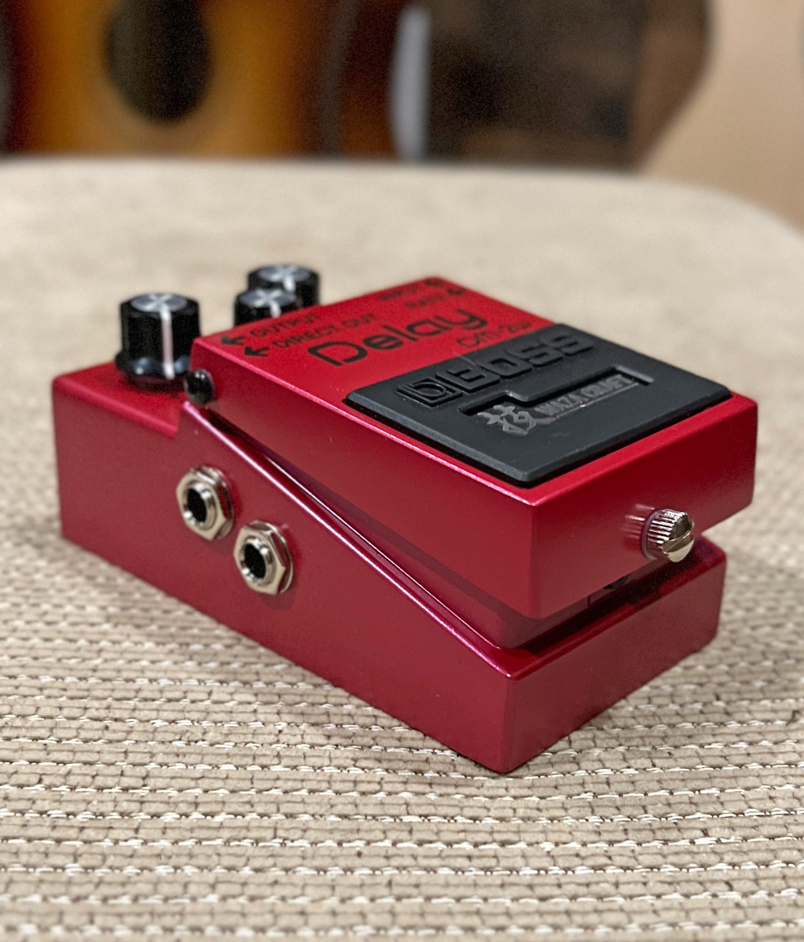 USED Boss DM-2W Waza Craft Analog Delay Pedal, Made in Japan