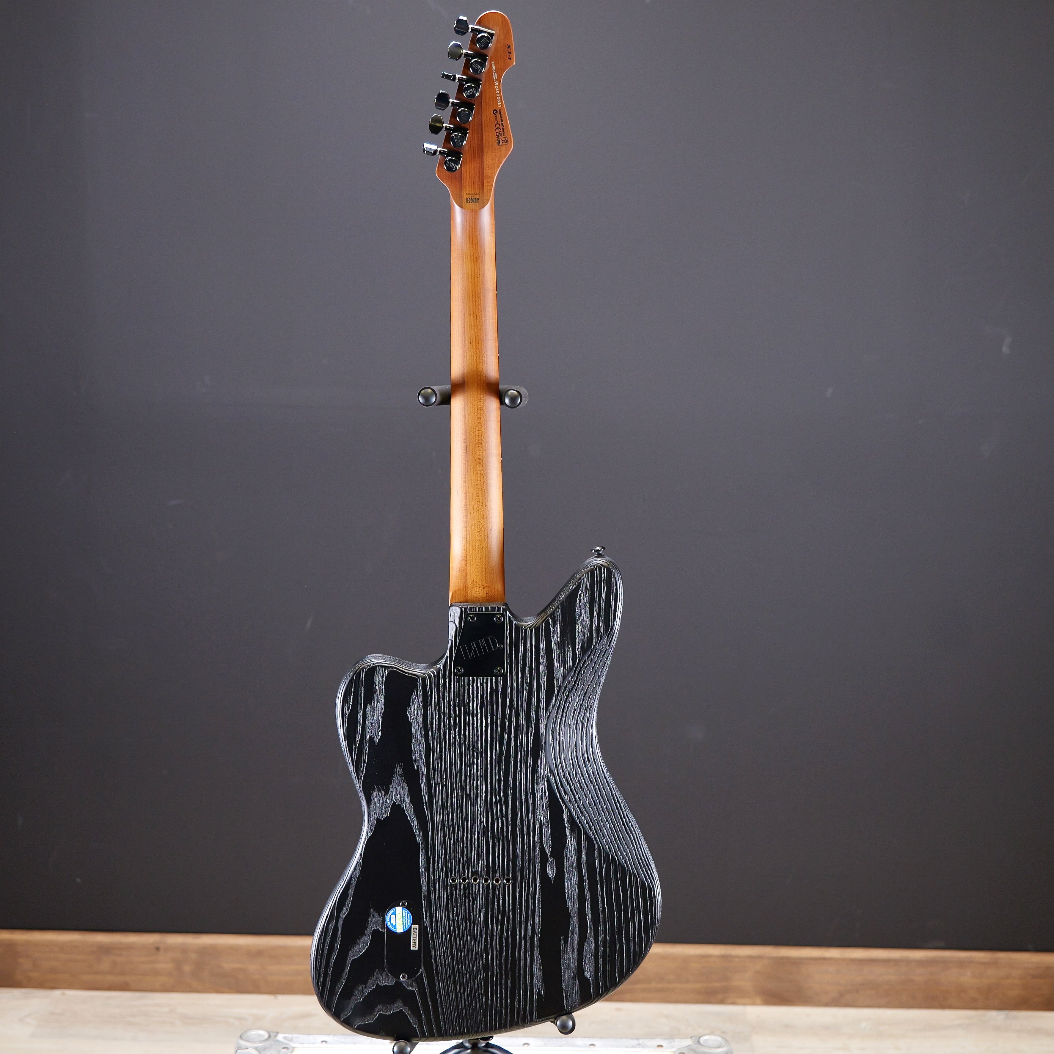 ESP LTD XJ-1 HT Black Blast – Matt's Guitars