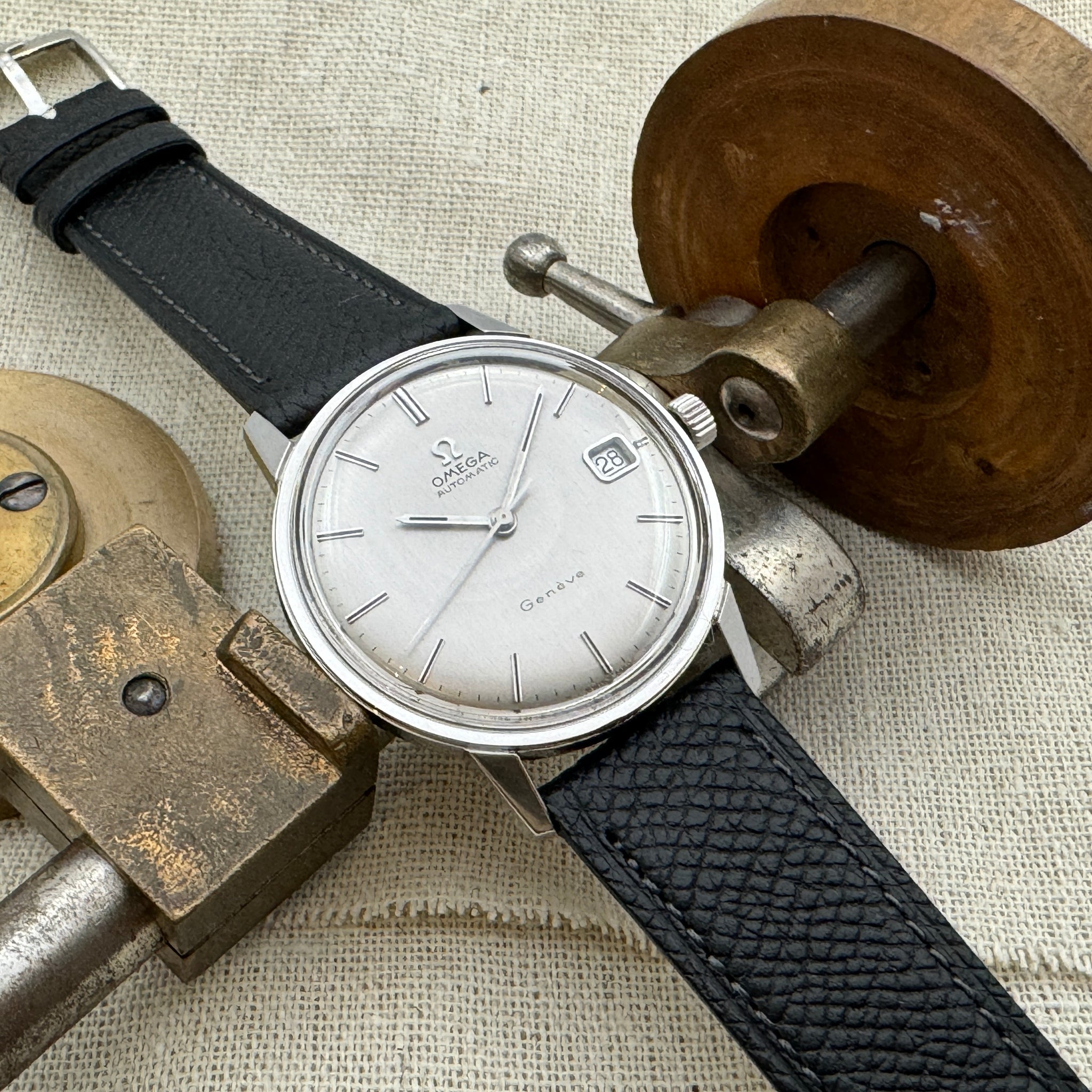 OMEGA オメガ Geneva ジュネーブ 66年製 自動巻 – matsunotokeiten