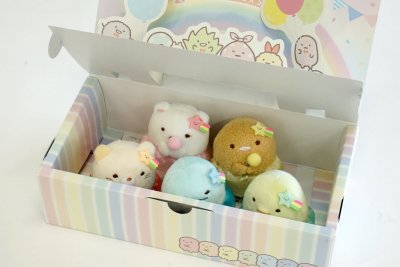 すみっコぐらしオンステージ♪てのりぬいぐるみPoppyBox |株式会社松浦