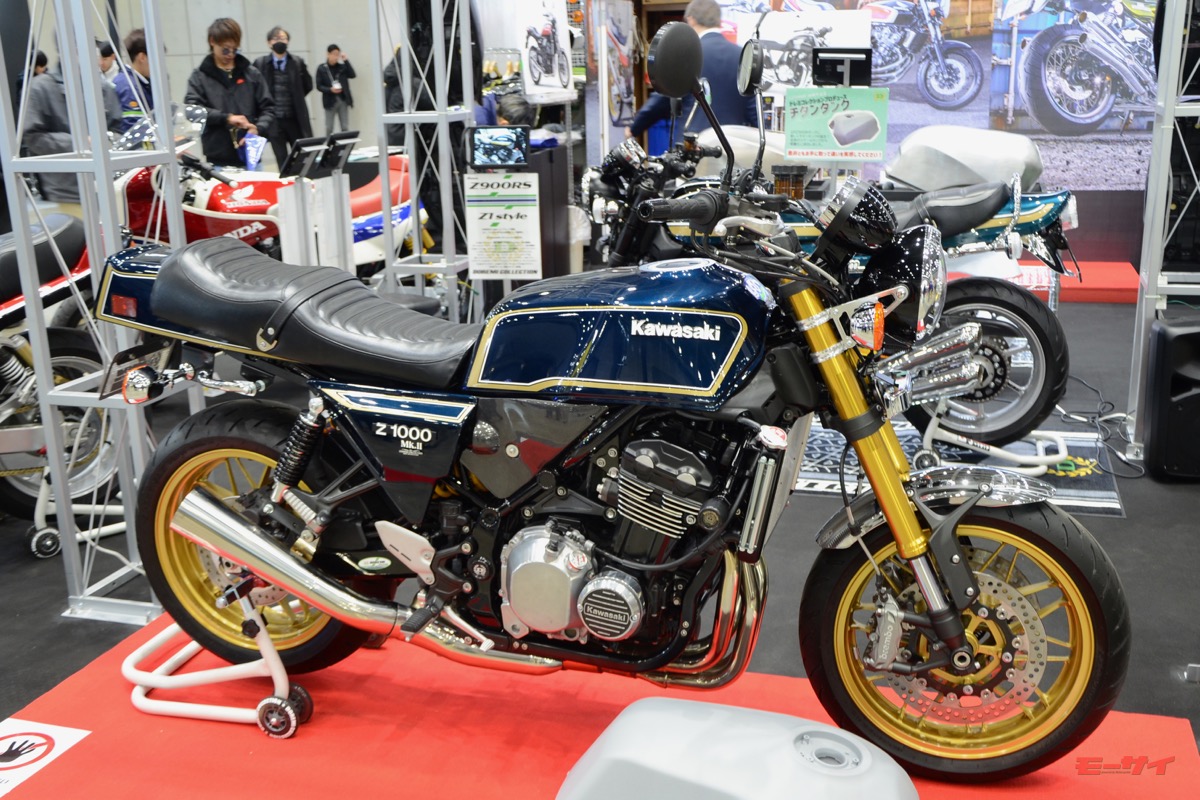 動かない2本サス」がポイント!? Z900RSを空冷角Z「Z1000Mk-II」化する