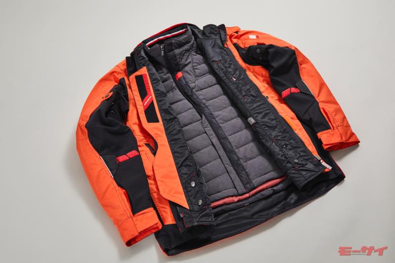 クシタニ「アロフトジャケット」体温を外に逃さないだけでなく、冷たい