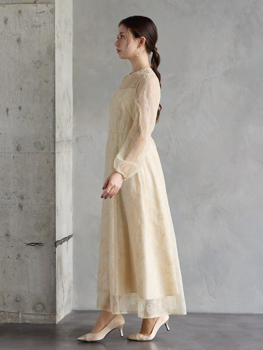 試着キャンペーン対象】スパンコールフラワー刺繍ロングスリーブドレス