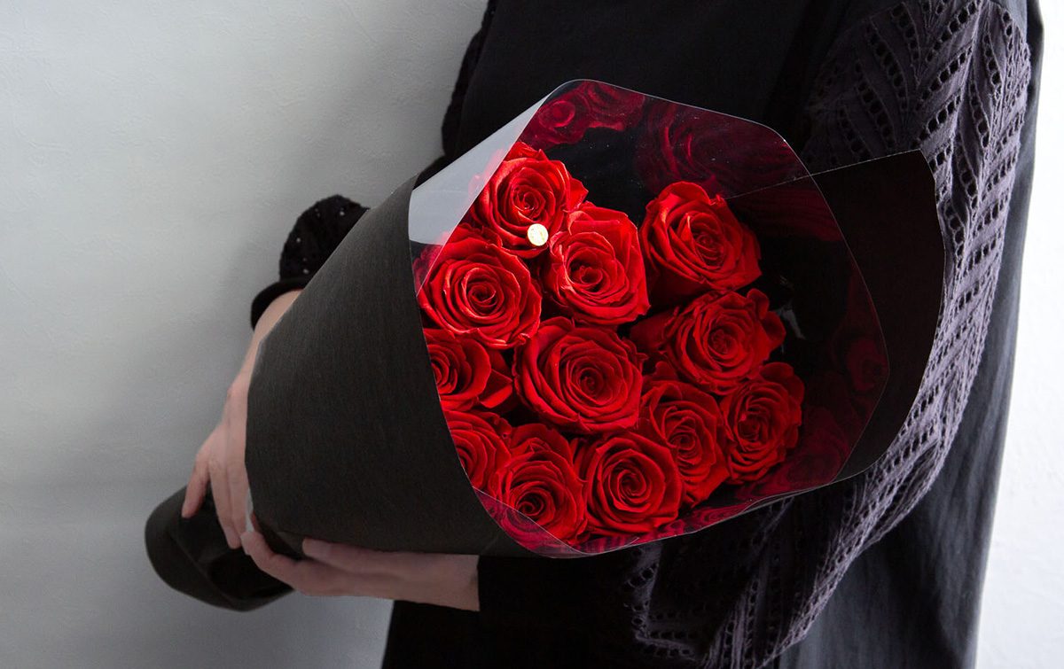 ダーズンローズ ストーリー | 最高級プリザーブドフラワーのギフト通販