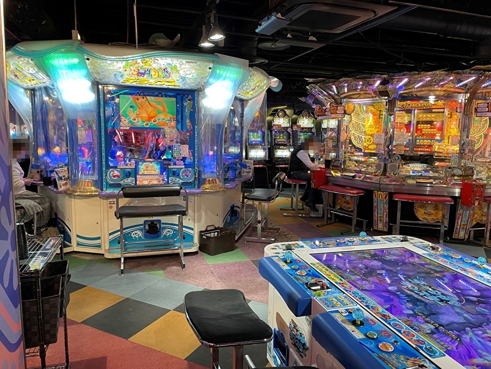 シルクハット川崎モアーズのメダル料金＆設置メダルゲーム機種