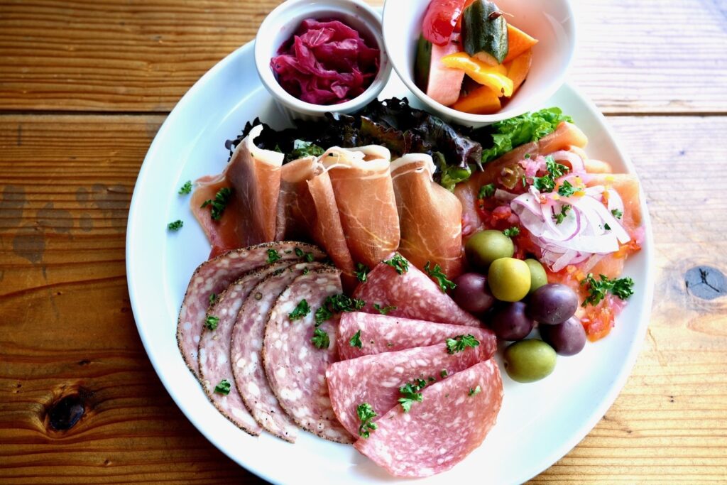 公式】窯焼きバルカフェ らんぷ＋k