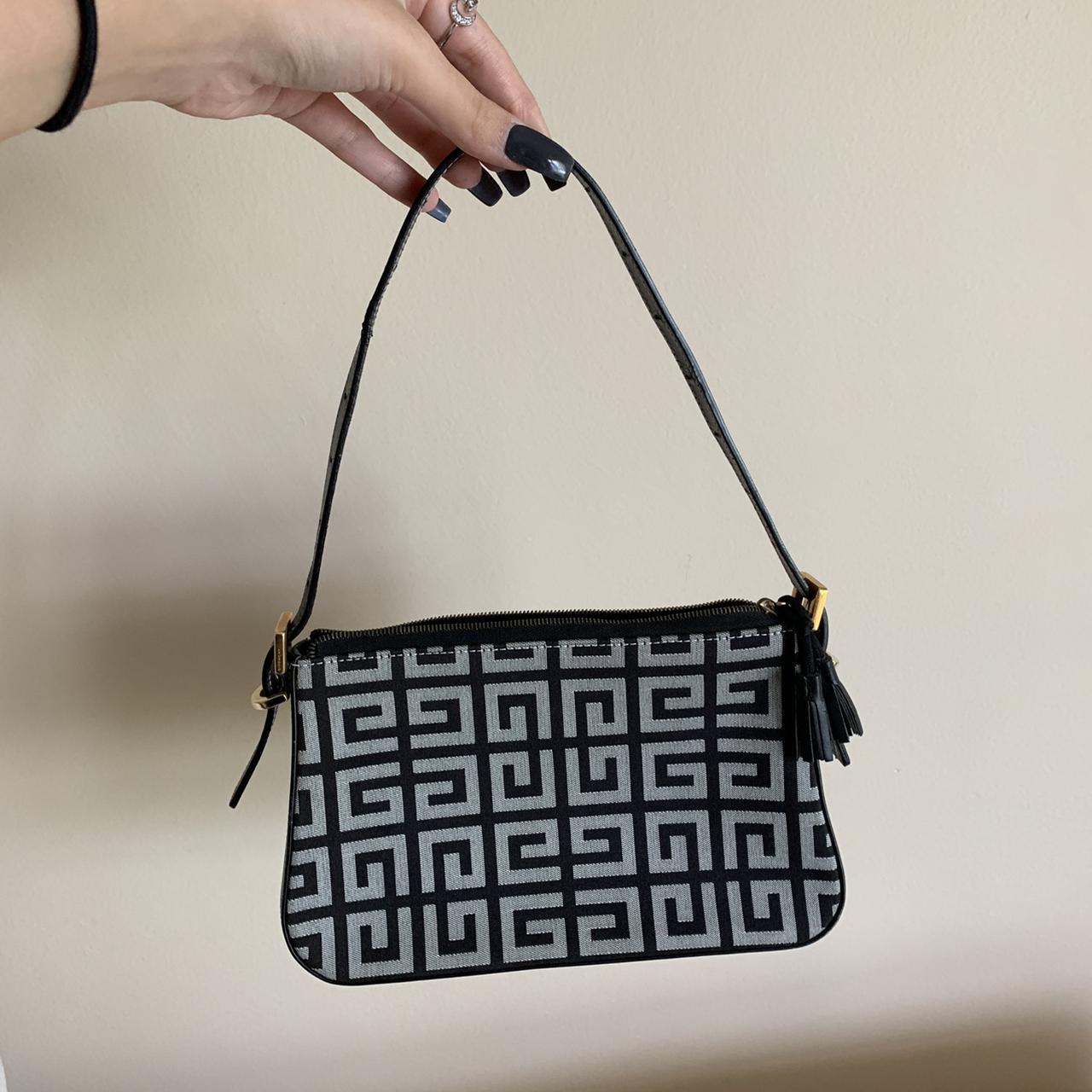VINTAGE GIVENCY y2k grunge hand bag 【公式通販】