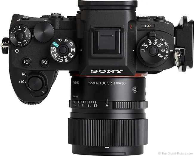 Sigma 90mm F2.8 DG Contemporary Lens Review