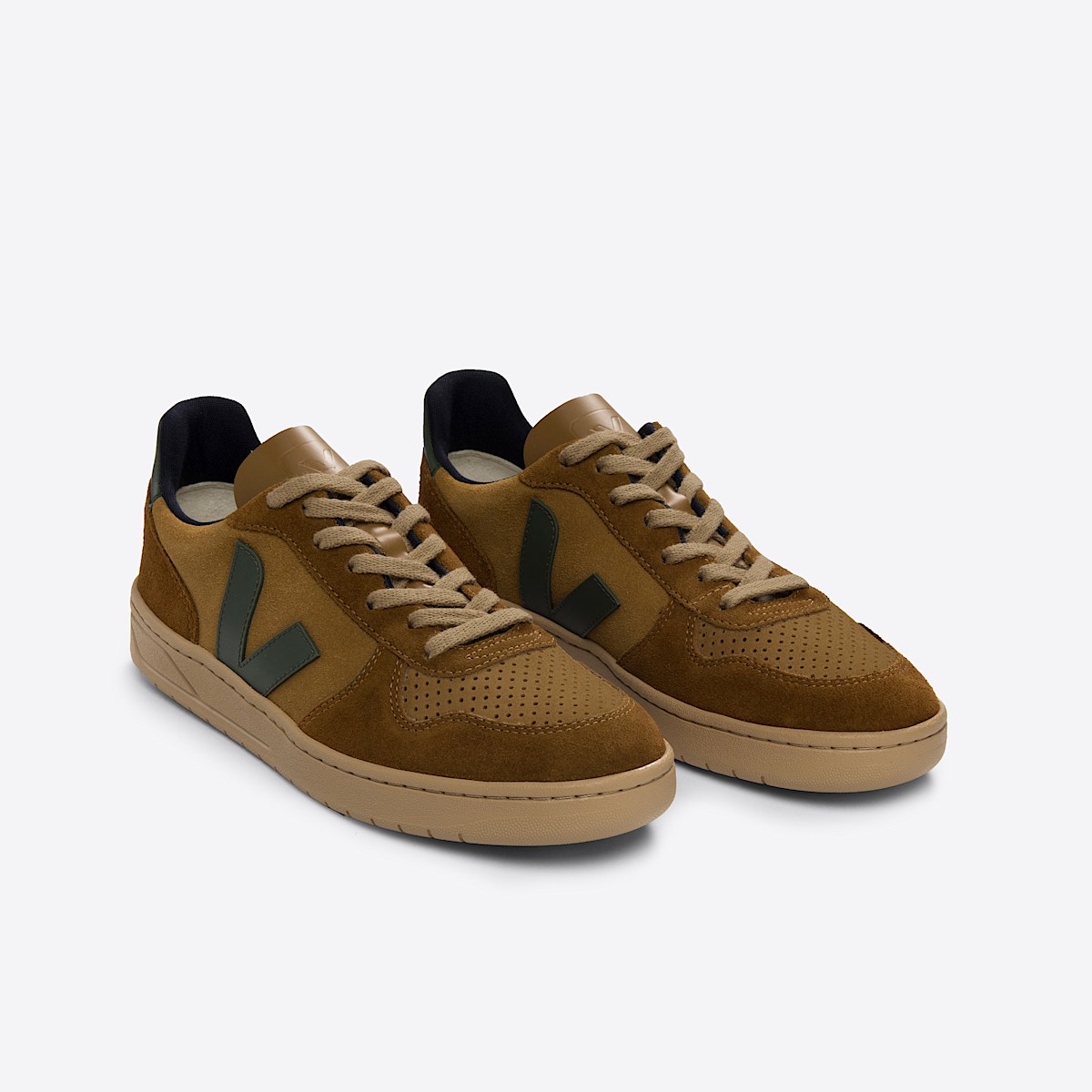 V-10 SUEDE CAMEL CYPRUS MULTICO | VEJA