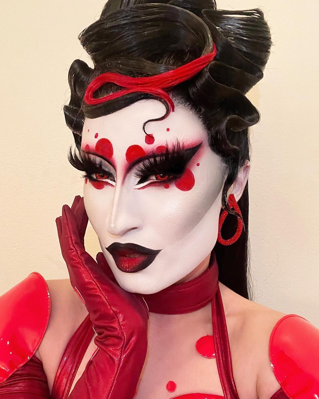 FtMのトランスジェンダーでドラァグクイーン。ゴットミックが語る