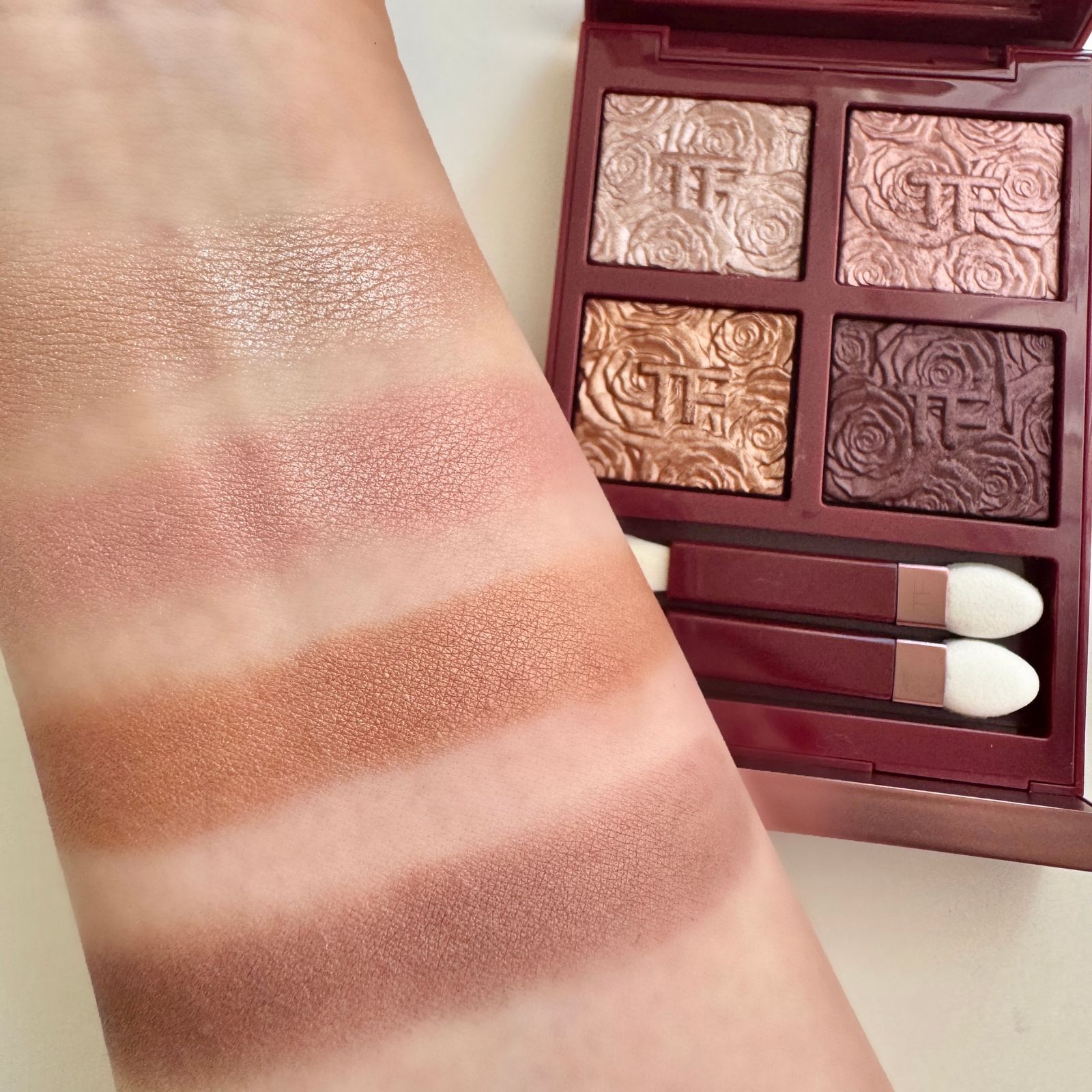 完売必至！ ローズが主役のトム フォード ビューティ限定コレクション