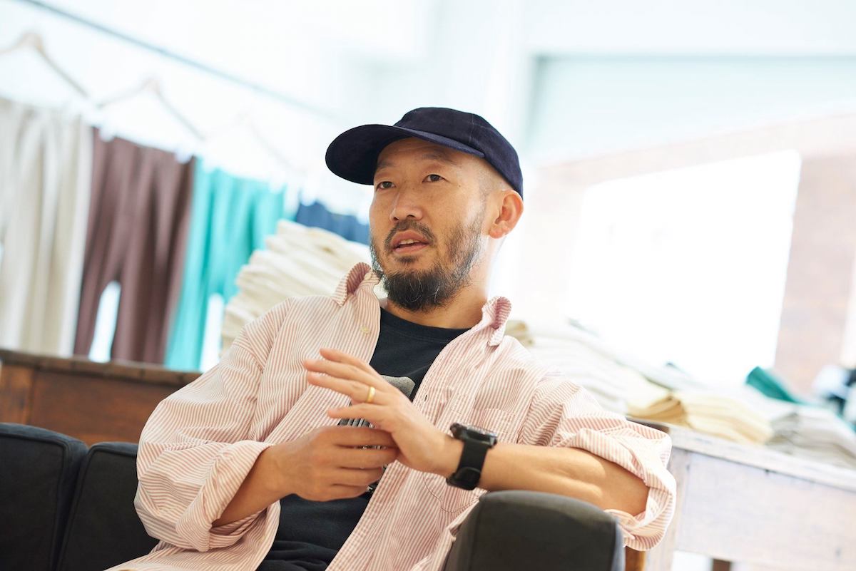 ニート」の“なんてことないチノパン”に若者が行列を作る理由 - WWDJAPAN