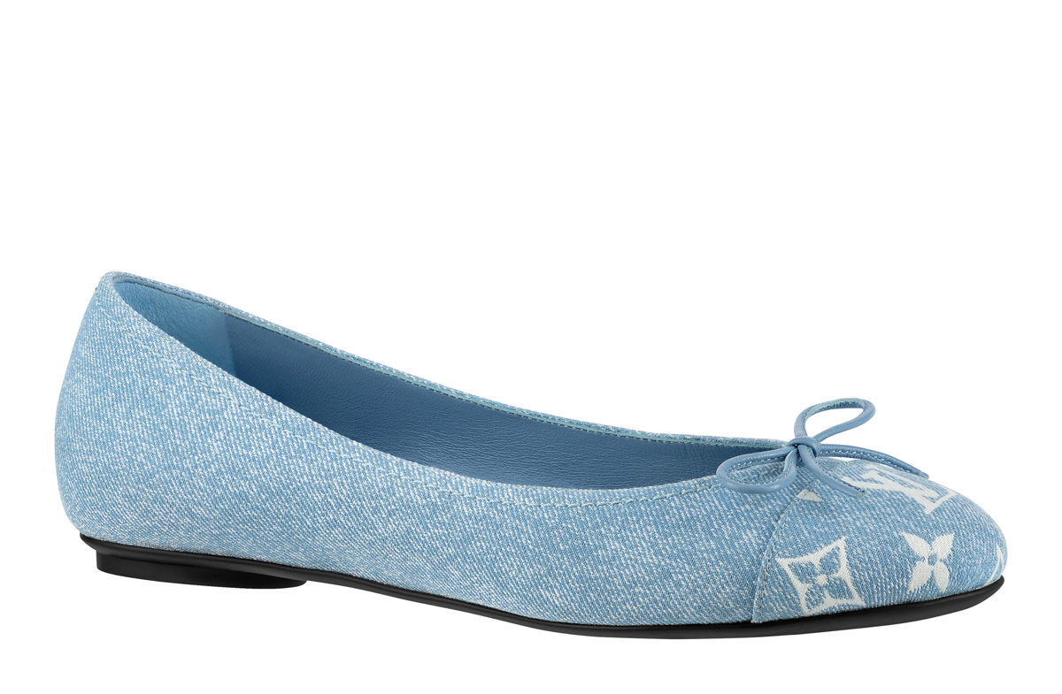 ルイ・ヴィトン」がデニム＆ラムレザーの新作バレエシューズを発売