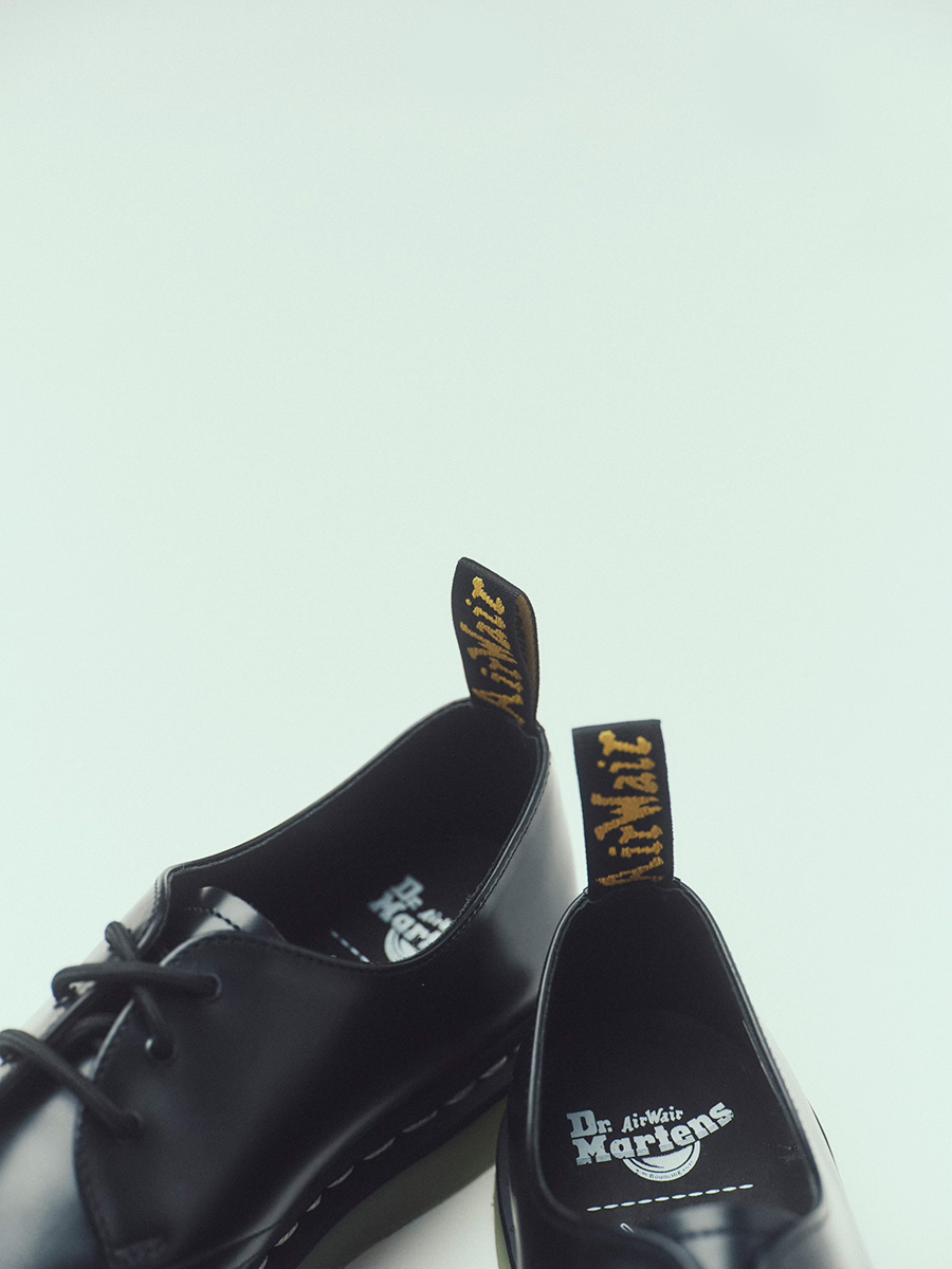 ドクターマーチン」と野村訓市のトリップスターが初コラボ 光る3ホール