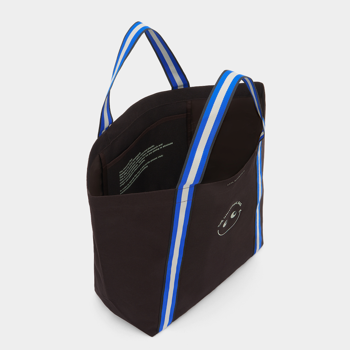 アニヤ・ハインドマーチ」がついにオリジナルの“ユニバーサルバッグ”を