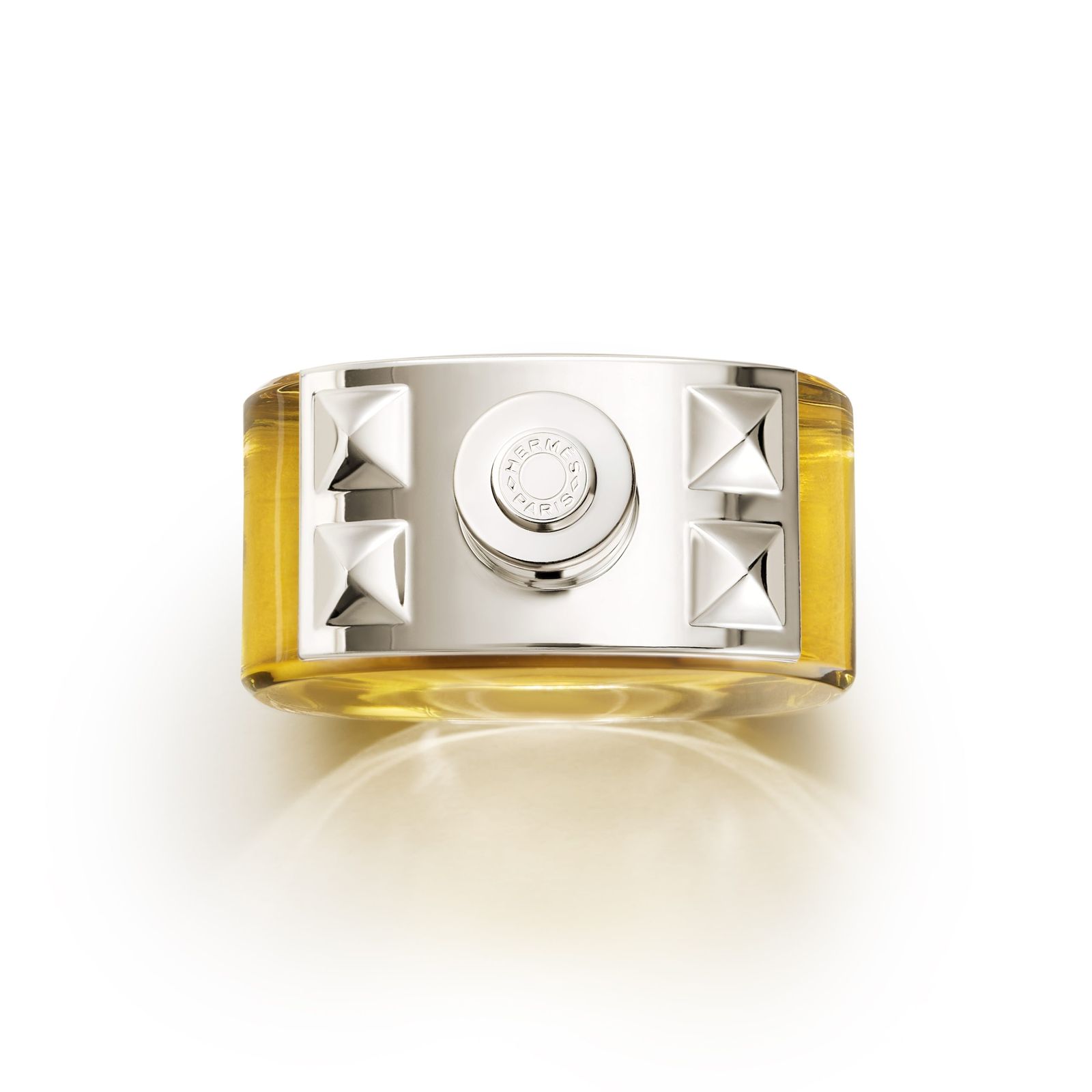 エルメス」が“バレニア”シリーズの新作オードパルファム“アンタンス”を