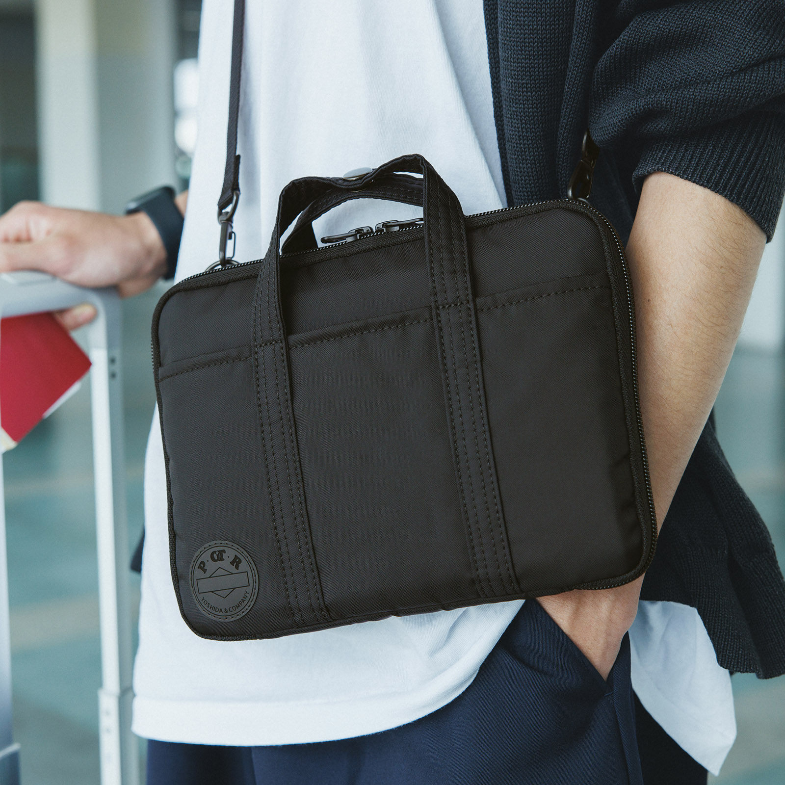 吉田カバン「POTR」が“ほぼ日手帳”とコラボ 持ち運びにも便利な手帳