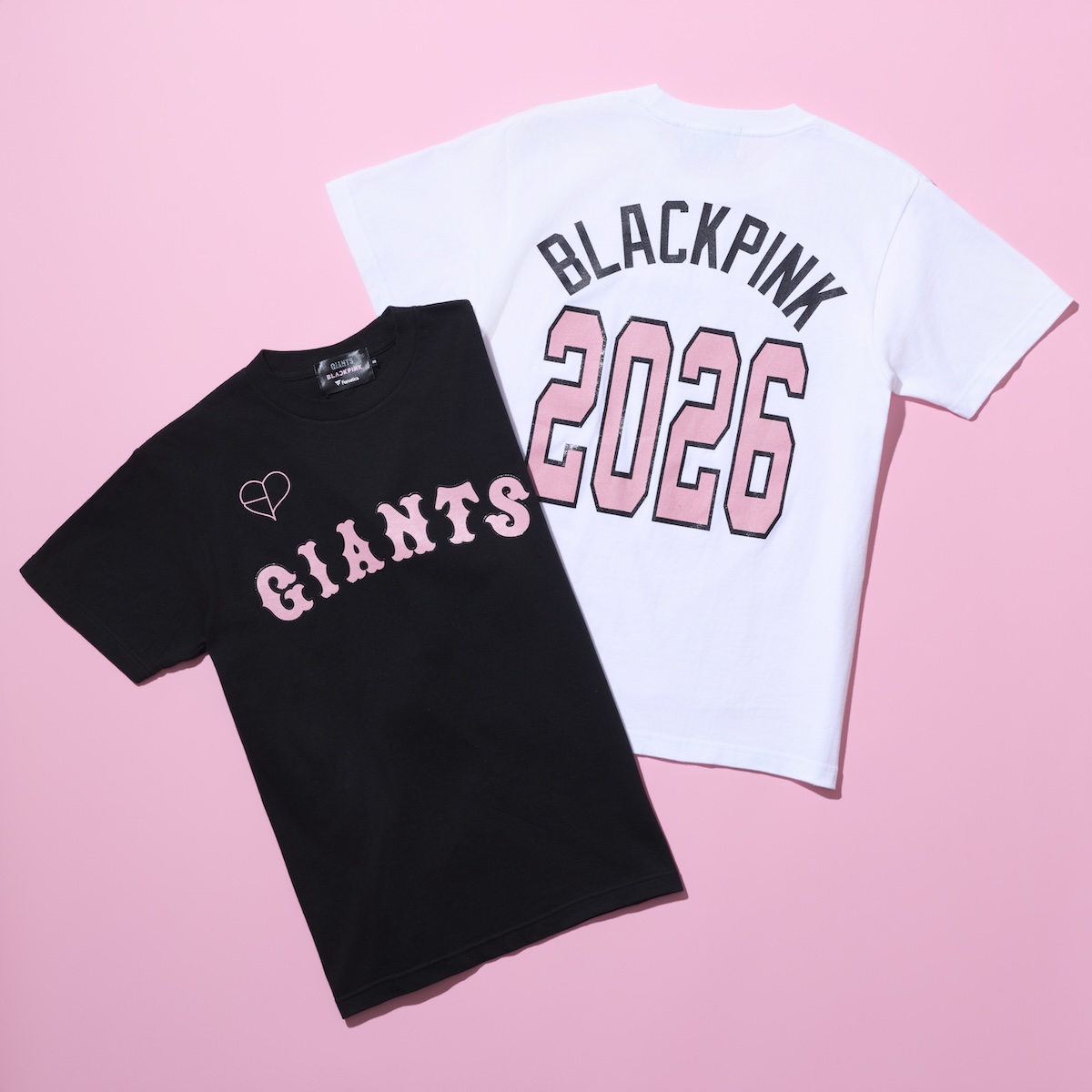 読売ジャイアンツとFC東京がBLACKPINKとコラボ Tシャツやユニホーム
