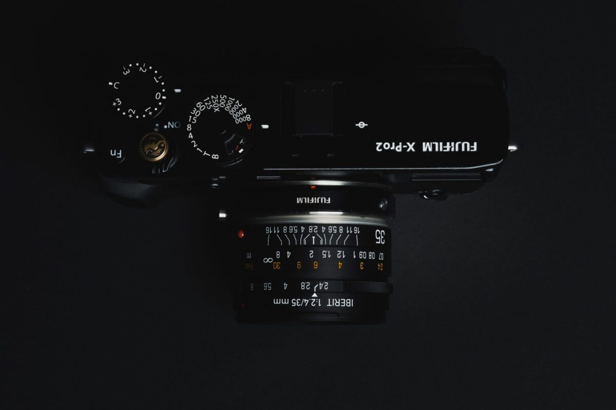 Kipon 35mm f2.4 Review & Sample Photos | Alik Griffin