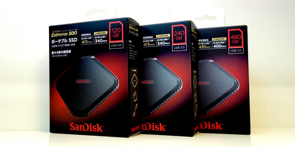 ドライバ不要、スマホの約半分サイズのポータブルSSD 「SanDisk