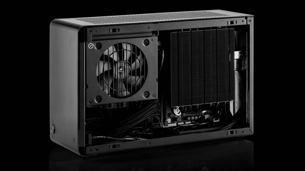 7.2リットルの芸術的詰め込み、最小のハイエンドPC構築に最適な「DAN