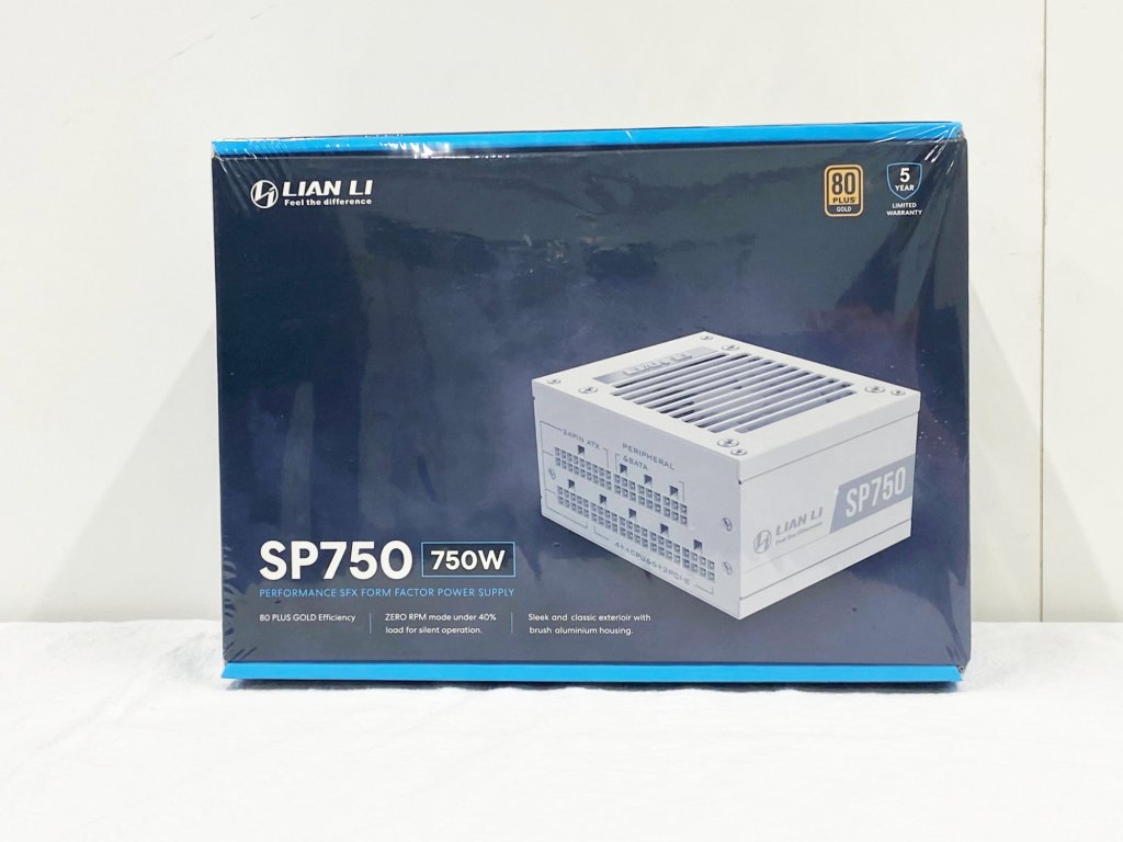 コンパクトなのに大容量750Wな白色SFX電源ユニット「Lian-Li SP750