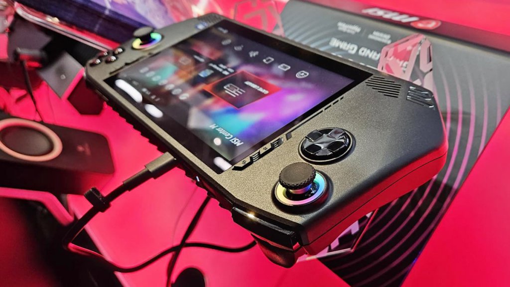 Intel Core Ultra搭載、MSI初の7インチポータブルゲーミングPC「Claw