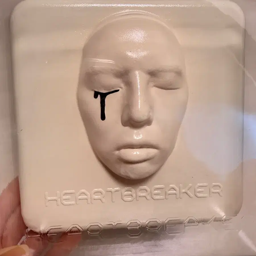 G-dragon Heartbreaker album on Bunjang Global Site.