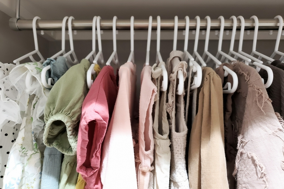 子供服を処分する5つのルールとは？衣替えを利用して上手に管理しよう