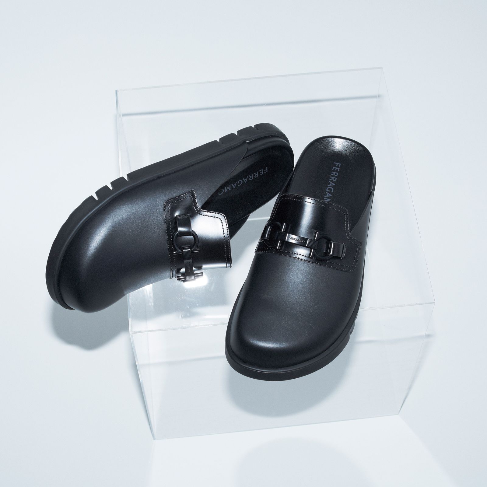 フェラガモの新作にはミニマルな洗練が宿っている──2024年夏