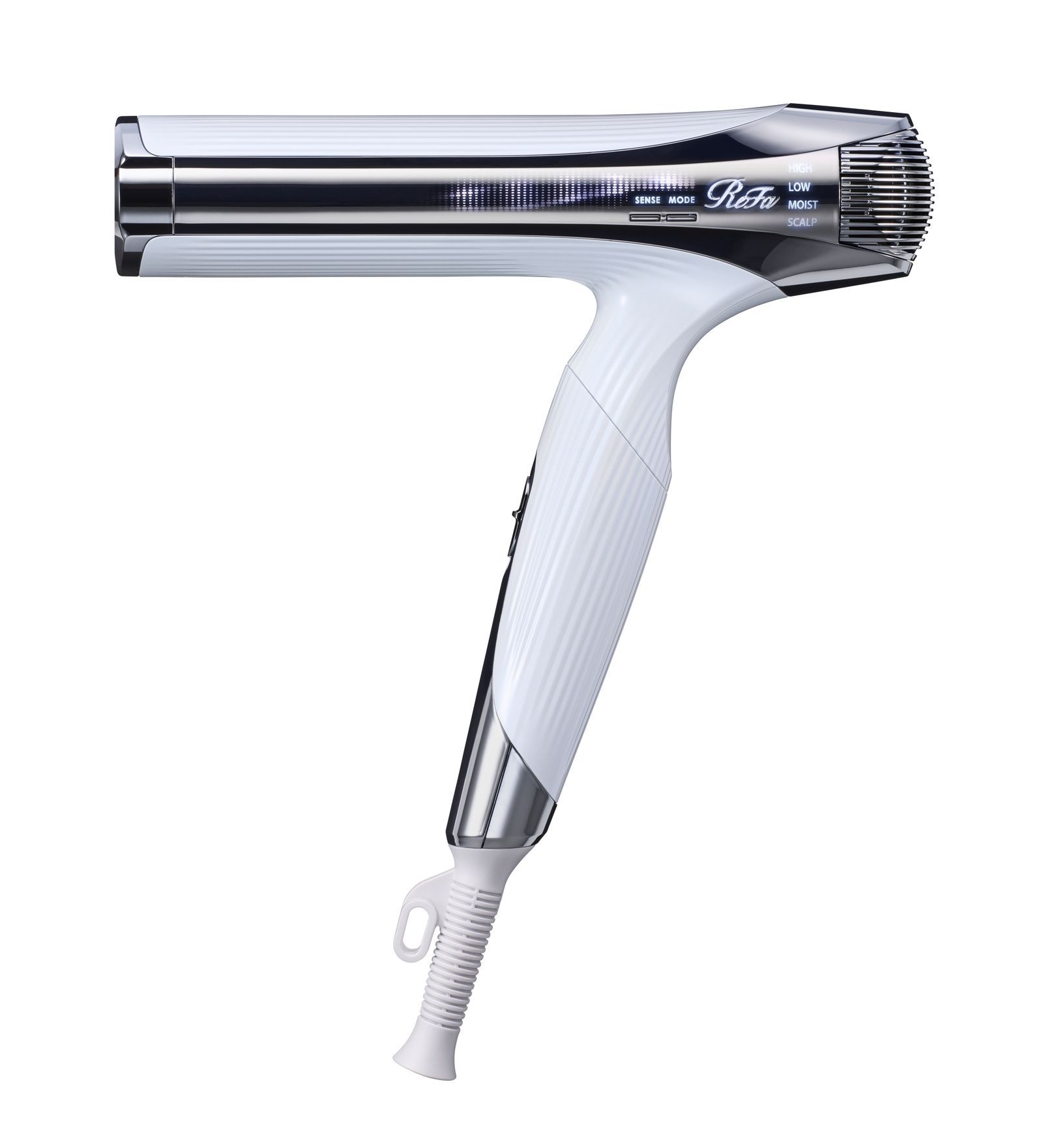 旅先にも日常にも。リファのドライヤーで、いつでも美しく速乾！ | GQ