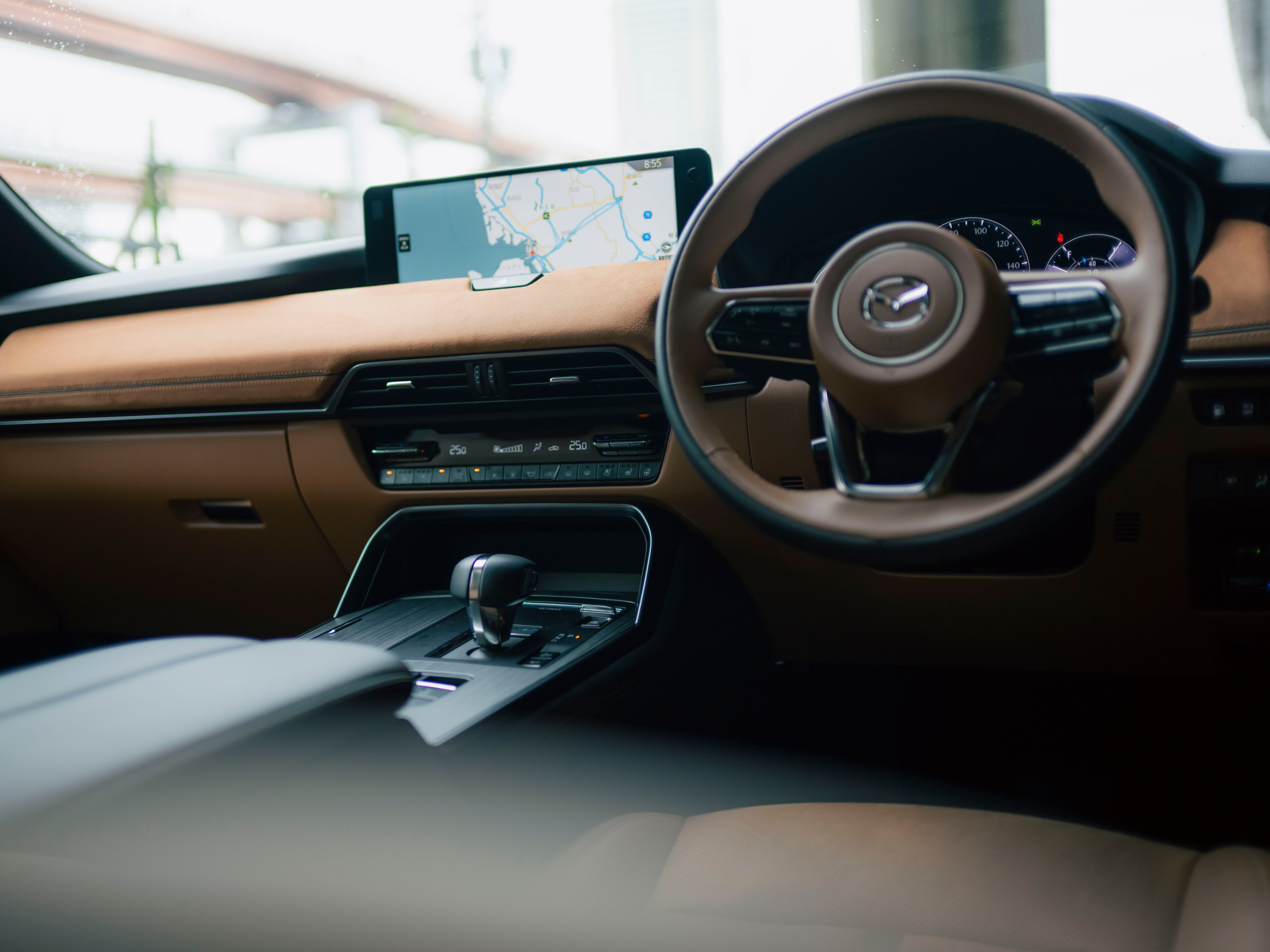 ギャラリー：期待以上にスポーティ──新型マツダCX-80PHEV Premium