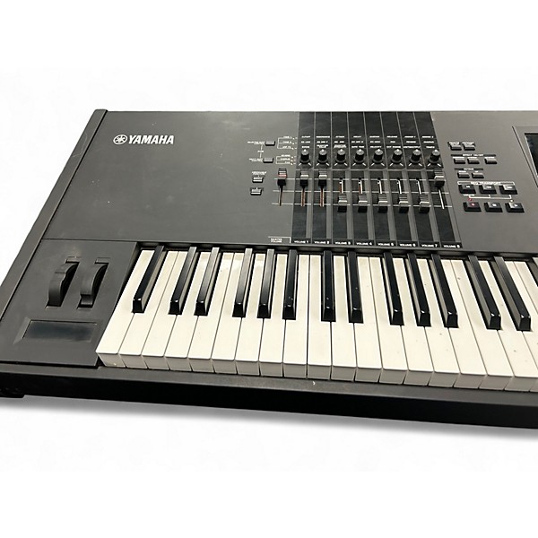 Used Yamaha Motif XF8 88 Key Keyboard Workstation | Guitar Center