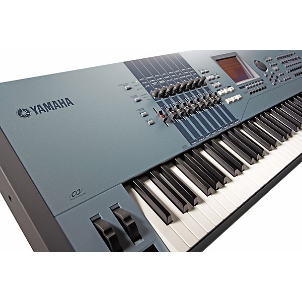 Yamaha MOTIF XS8 Music Production Synthesizer Workstation | Guitar
