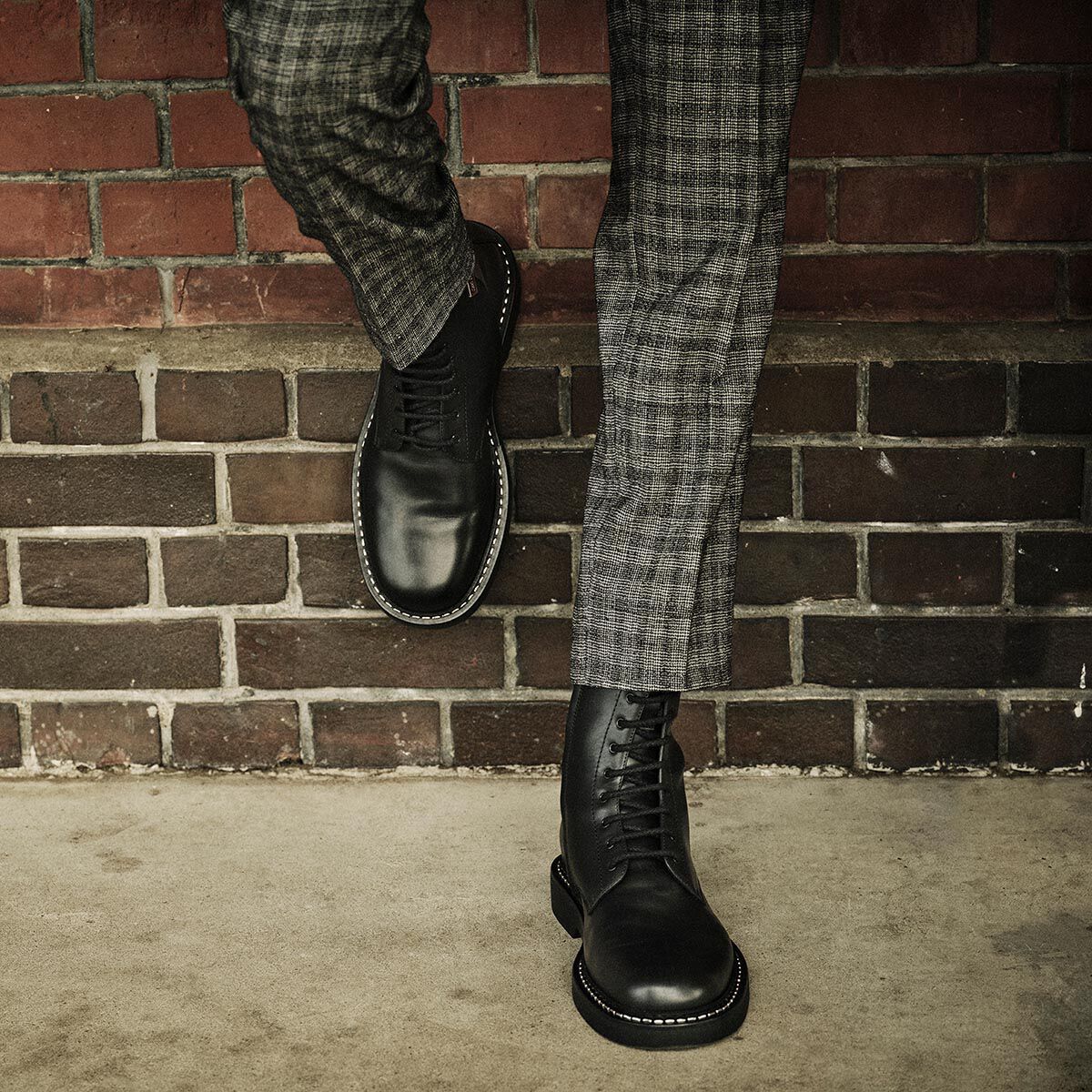 ローワン ダービーブーツ | ブラック ボックスカーフレザー・メタル