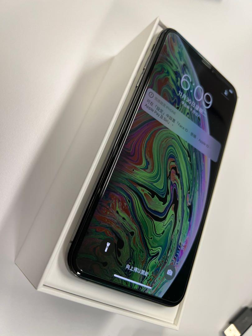 iPhone Xs Max スペースグレー 256GB