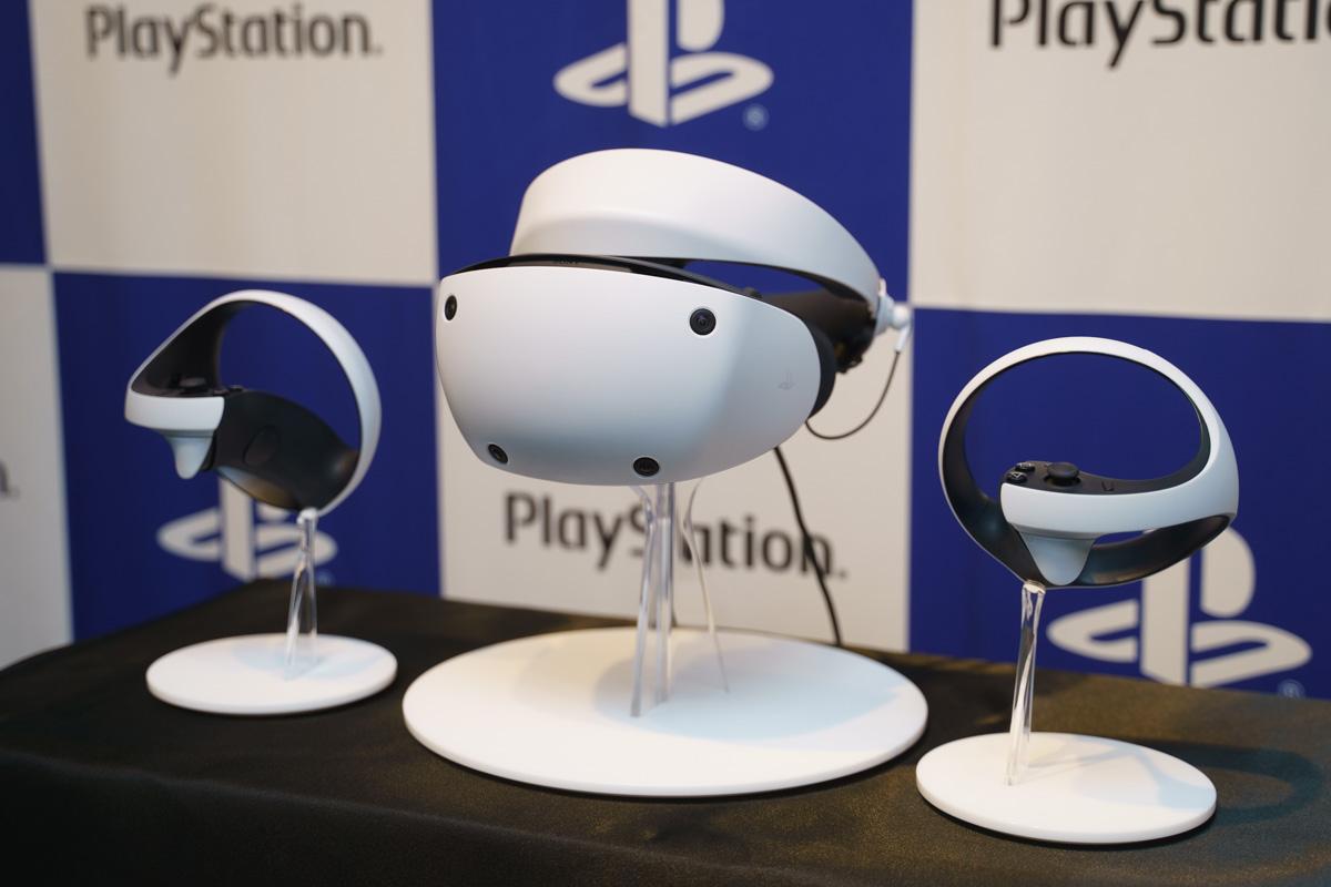 ソニー「PlayStation VR2」最速実機レポ：2023年初頭発売、初代に比べ