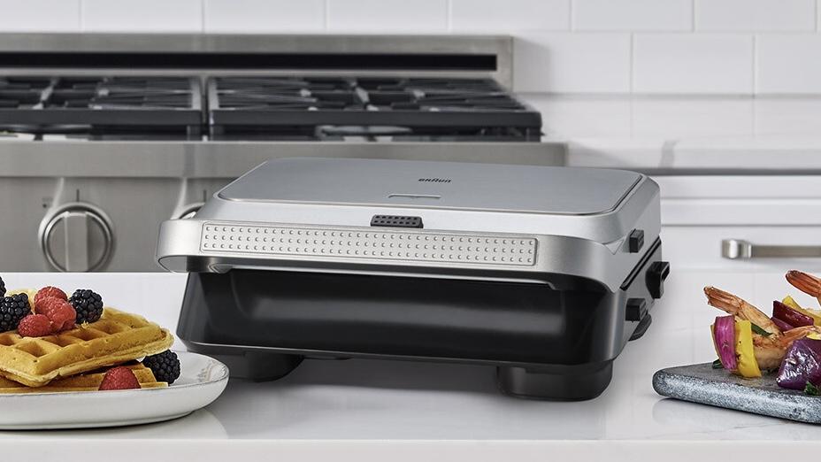 上からも下からも挟んで加熱するホットプレート。おいしくできる