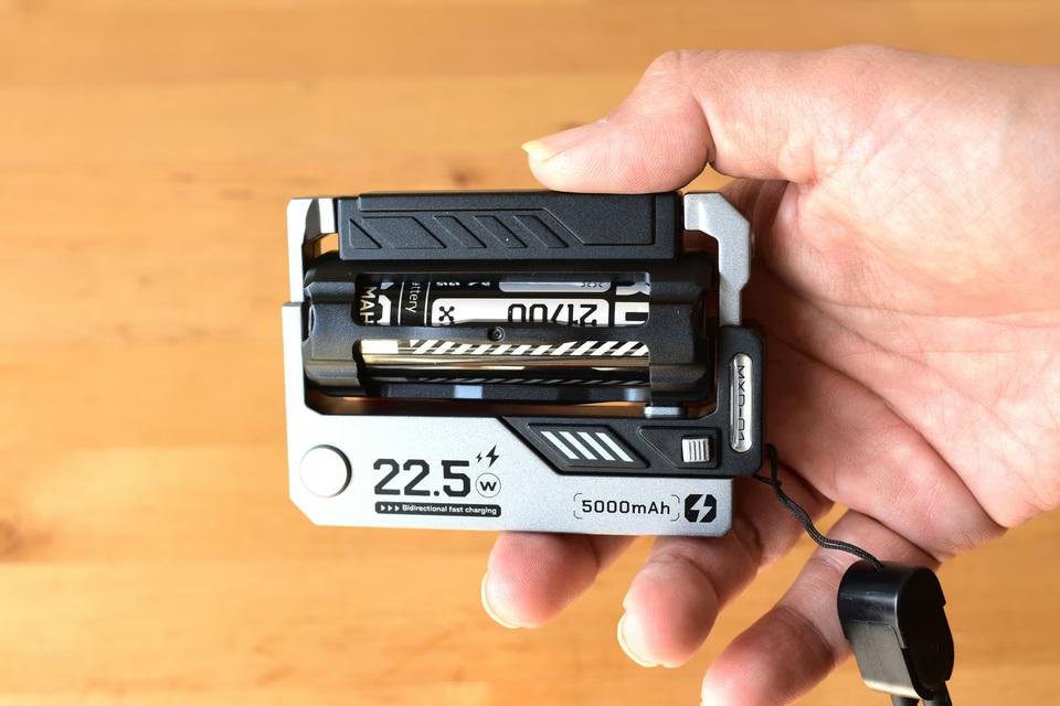 電池交換式”という新発想。出先のバッテリー不安を解消する双方向充電