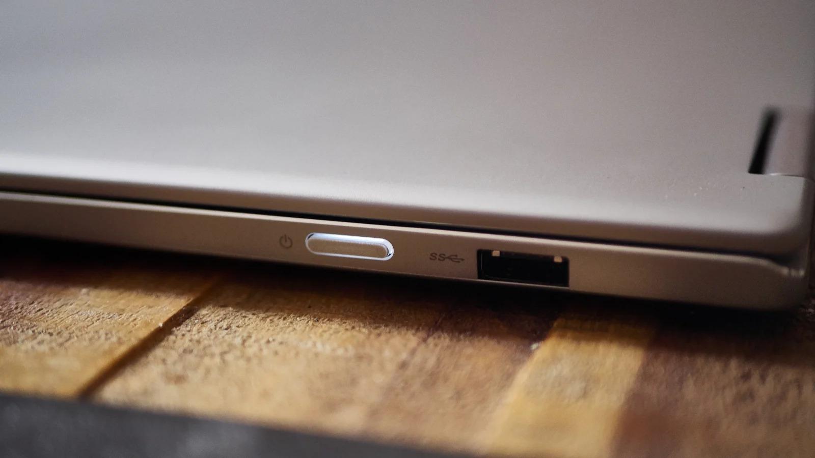 Lenovo YOGA 720レビュー：この値段だとかなり満足な2in 1ラップトップ