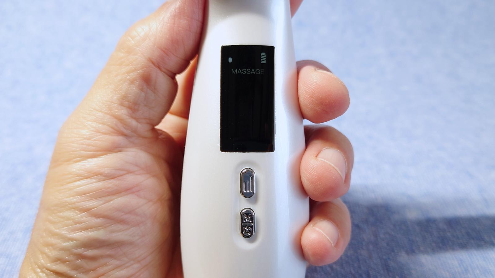 40～50代男性だからこそ大切な肌ケア。“ LED×EMS”美顔器「LIFTNIA」を