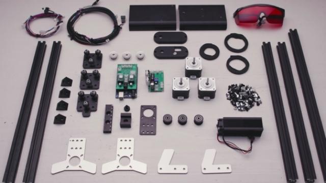 5万円台で手に入る、自宅用レーザー加工機「FABOOL Laser Mini