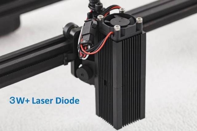 5万円台で手に入る、自宅用レーザー加工機「FABOOL Laser Mini
